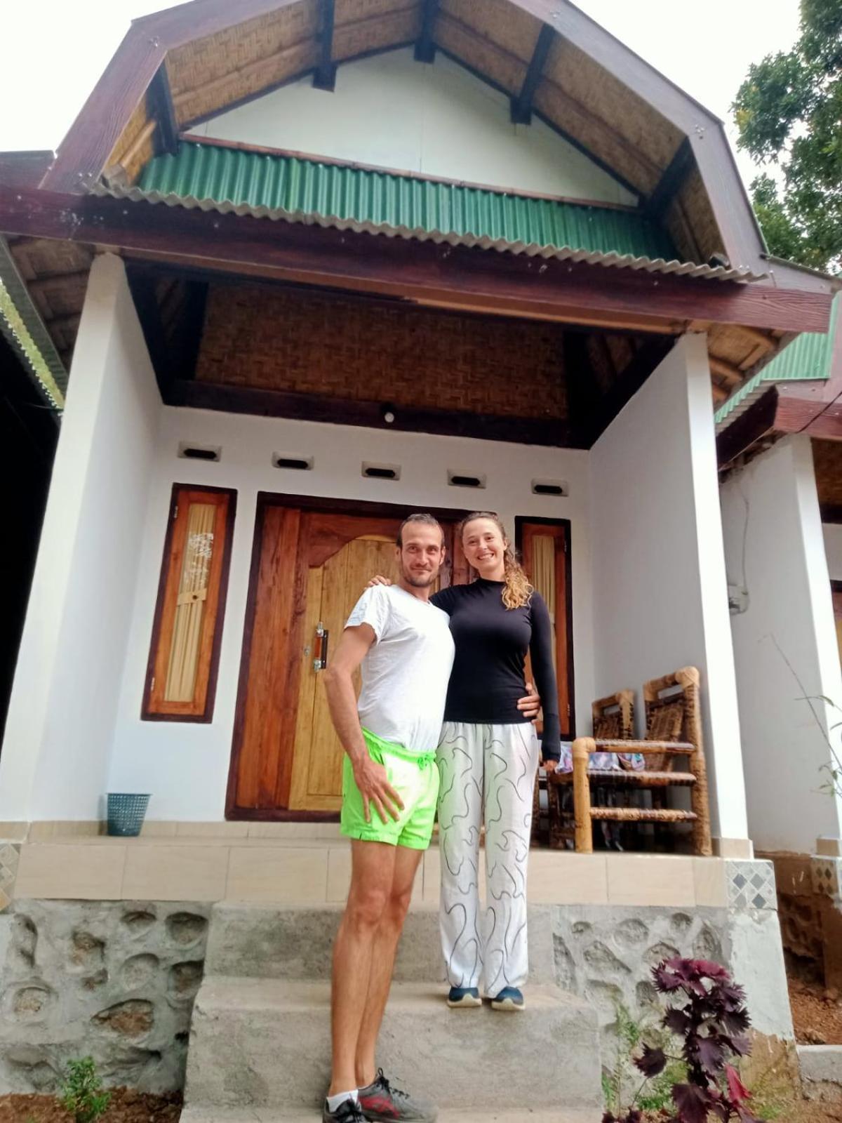 Diki Bungalows Kuta  Exteriör bild