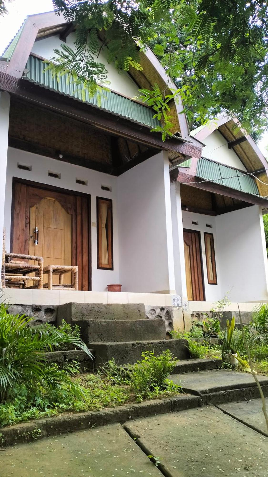 Diki Bungalows Kuta  Exteriör bild