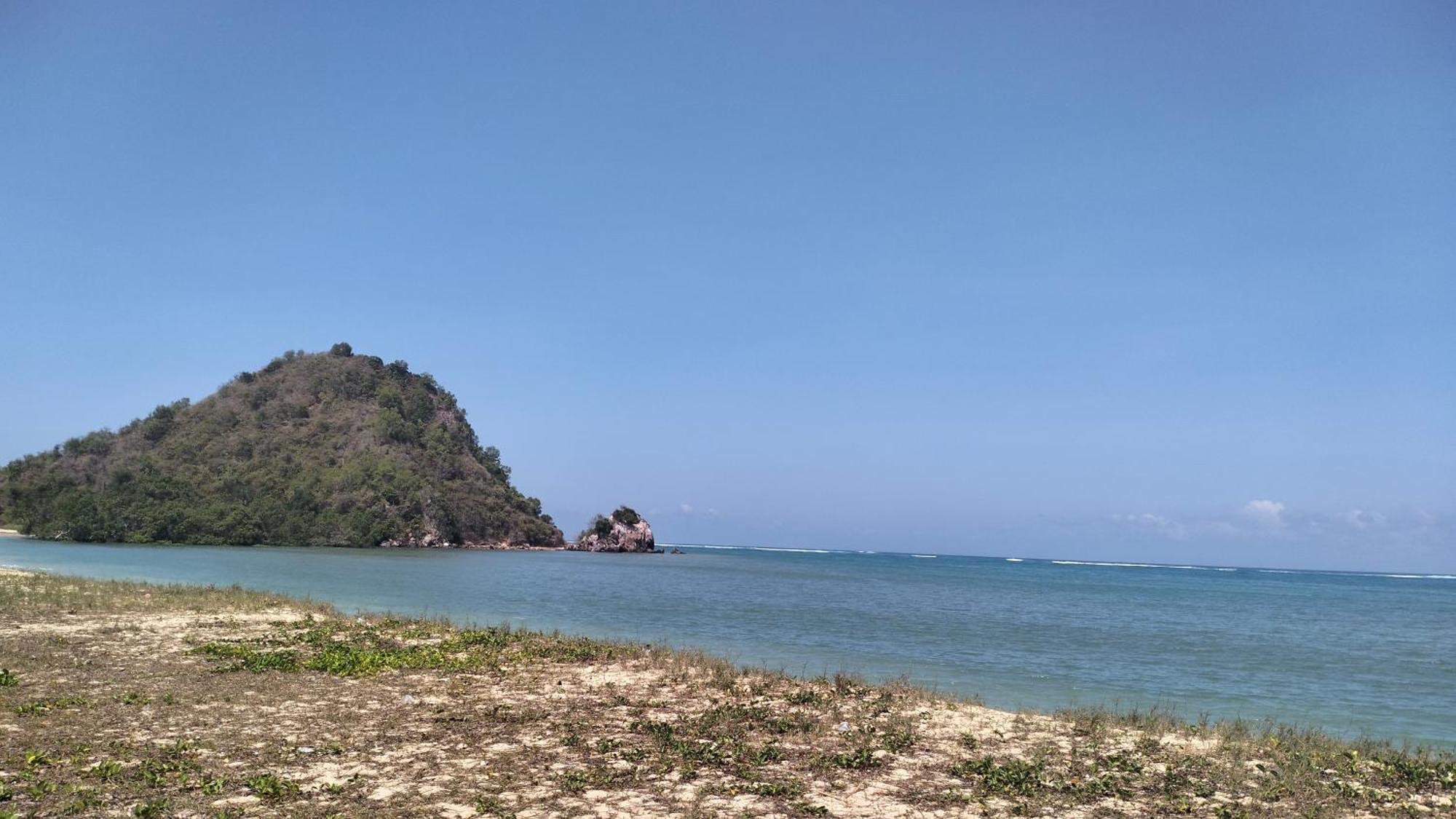 Diki Bungalows Kuta  Exteriör bild